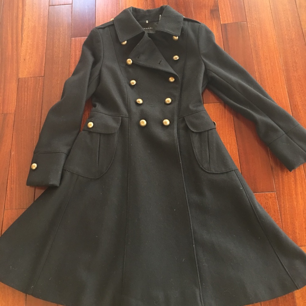 Brand new Tahari wool coat XS